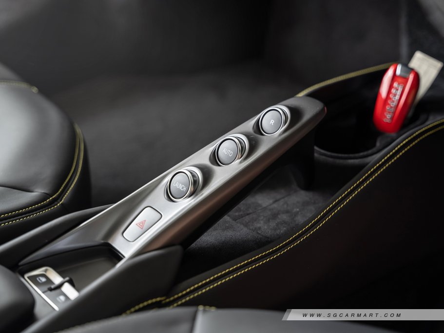 https://i.i-sgcm.com/new_cars/cars/12675/12675_g54