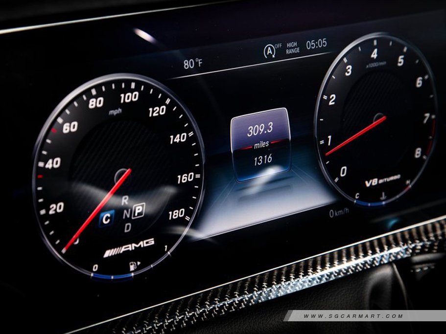 https://i.i-sgcm.com/new_cars/cars/12678/12678_g21