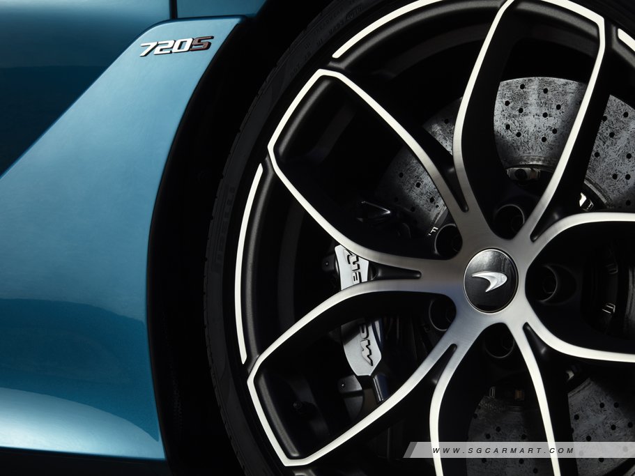 McLaren 720S Spider 11