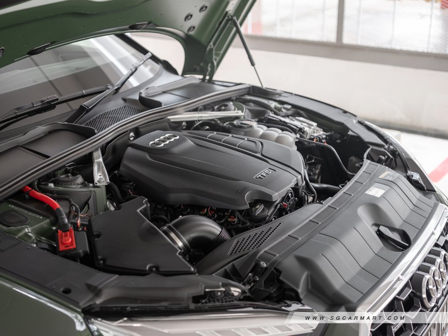 https://i.i-sgcm.com/new_cars/cars/12688/12688_g102