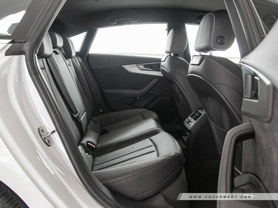 https://i.i-sgcm.com/new_cars/cars/12688/12688_g48
