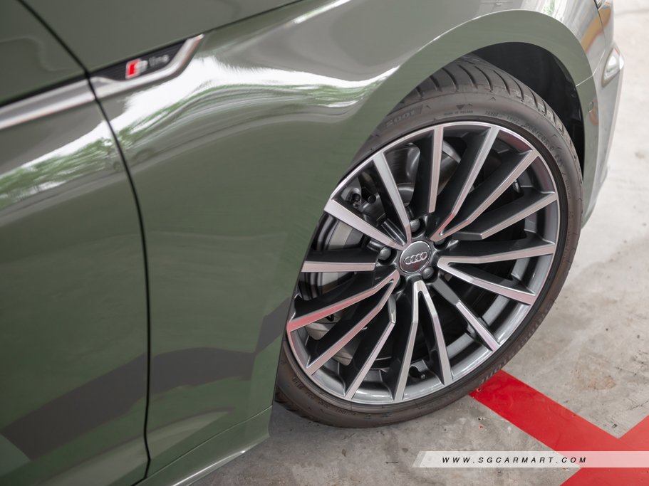 https://i.i-sgcm.com/new_cars/cars/12688/12688_g64