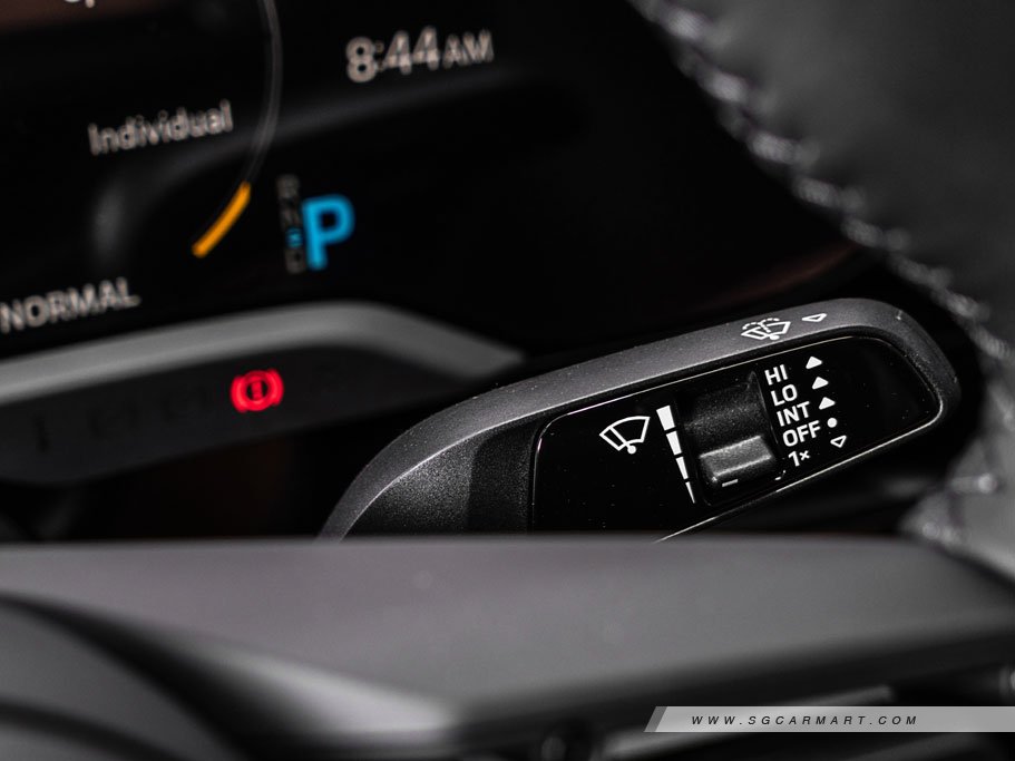 https://i.i-sgcm.com/new_cars/cars/12689/12689_g55