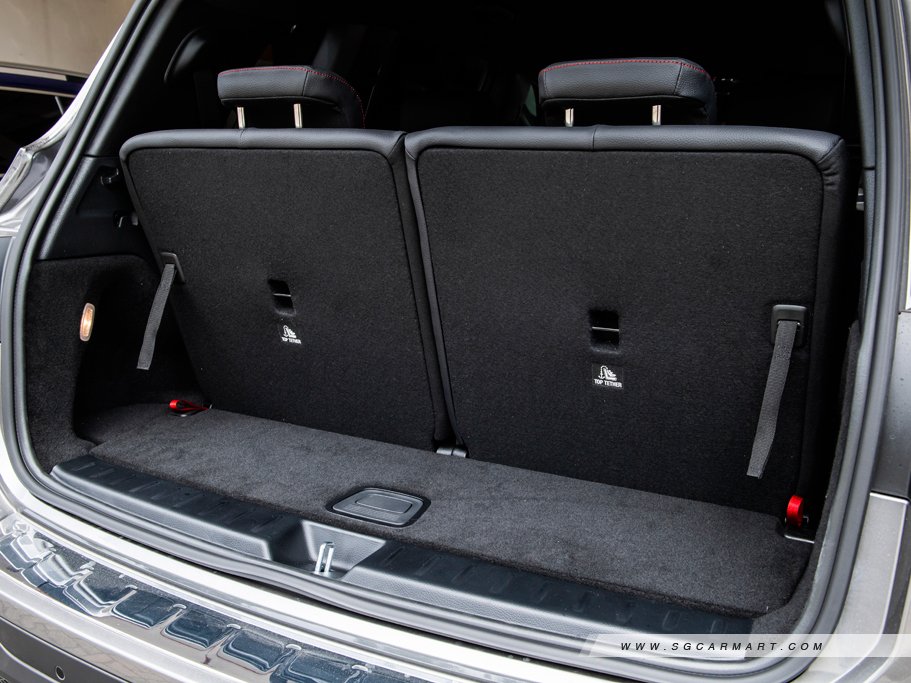 https://i.i-sgcm.com/new_cars/cars/12694/12694_g26