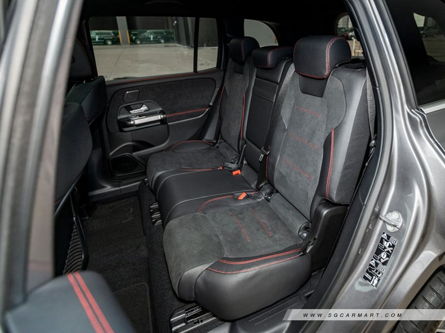 https://i.i-sgcm.com/new_cars/cars/12694/12694_g45