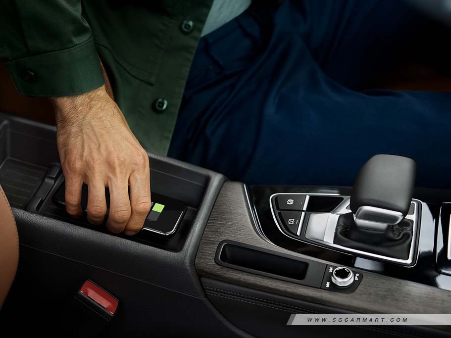 https://i.i-sgcm.com/new_cars/cars/12696/12696_g16