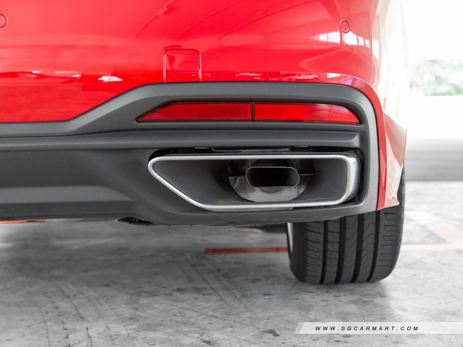 https://i.i-sgcm.com/new_cars/cars/12696/12696_g27