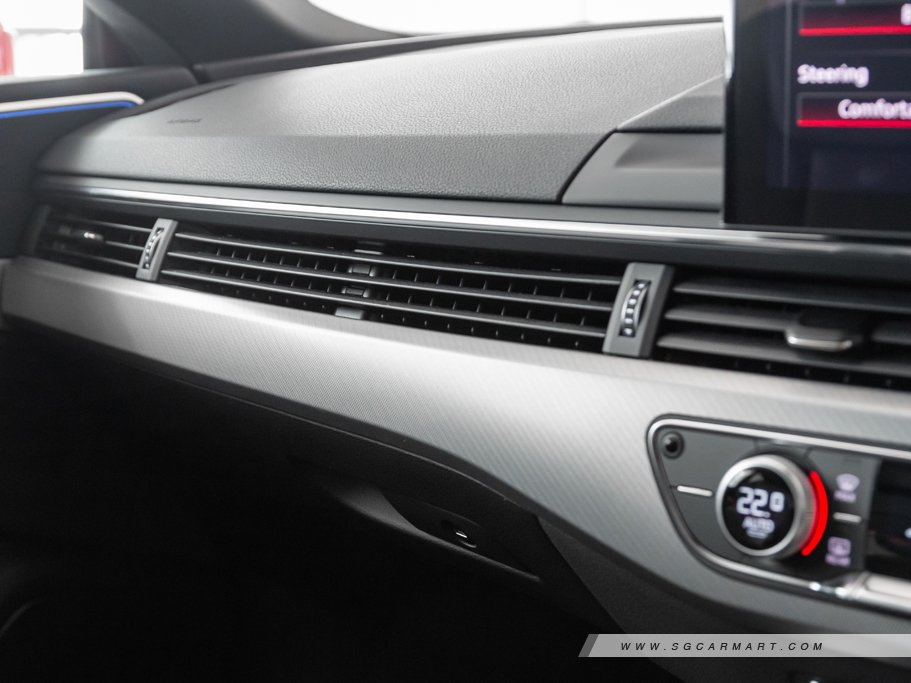 https://i.i-sgcm.com/new_cars/cars/12696/12696_g53