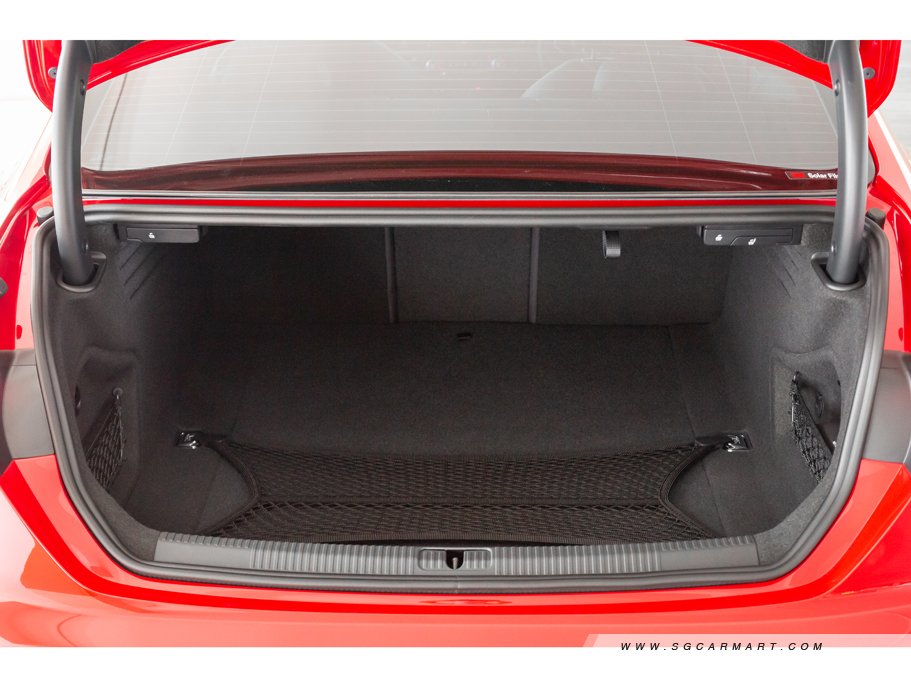 https://i.i-sgcm.com/new_cars/cars/12696/12696_g58