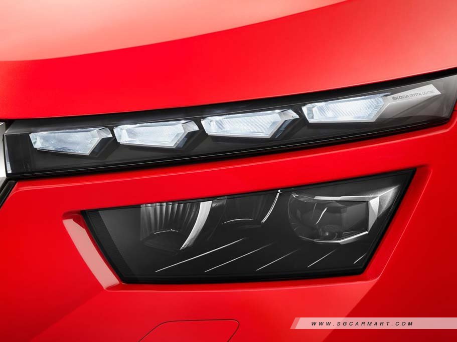 https://i.i-sgcm.com/new_cars/cars/12700/12700_g14