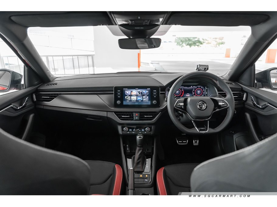 https://i.i-sgcm.com/new_cars/cars/12700/12700_g42
