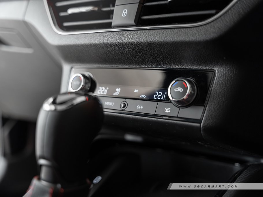 https://i.i-sgcm.com/new_cars/cars/12700/12700_g65