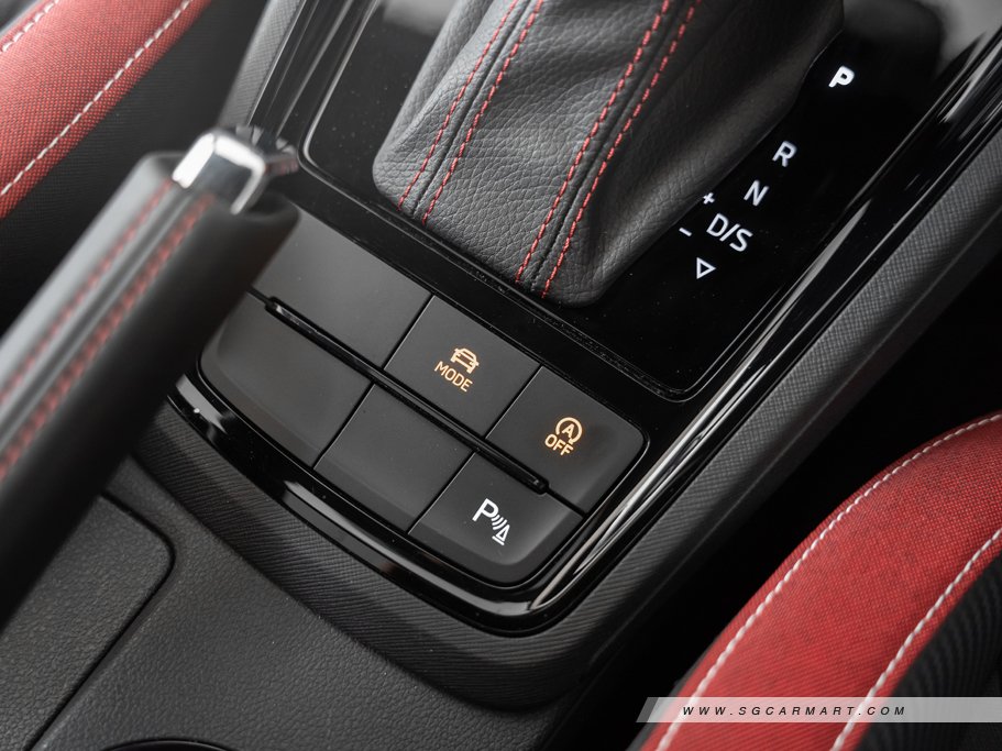 https://i.i-sgcm.com/new_cars/cars/12700/12700_g67