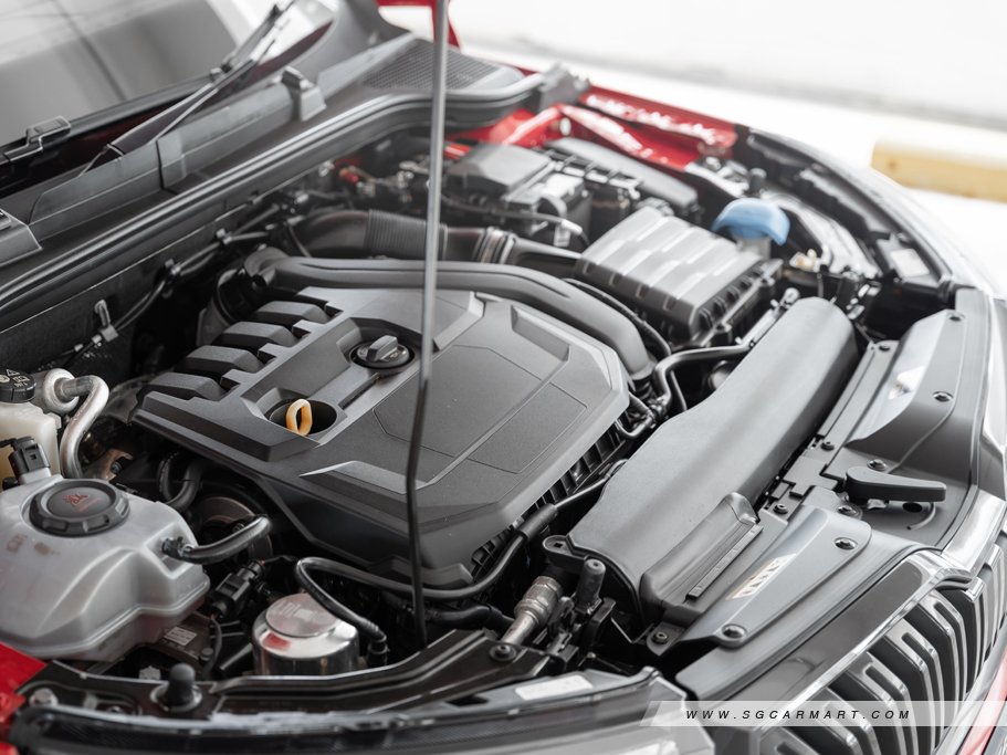 https://i.i-sgcm.com/new_cars/cars/12700/12700_g83