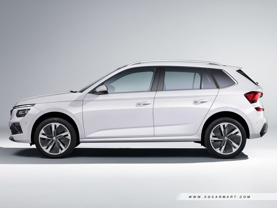 https://i.i-sgcm.com/new_cars/cars/12700/12700_g89