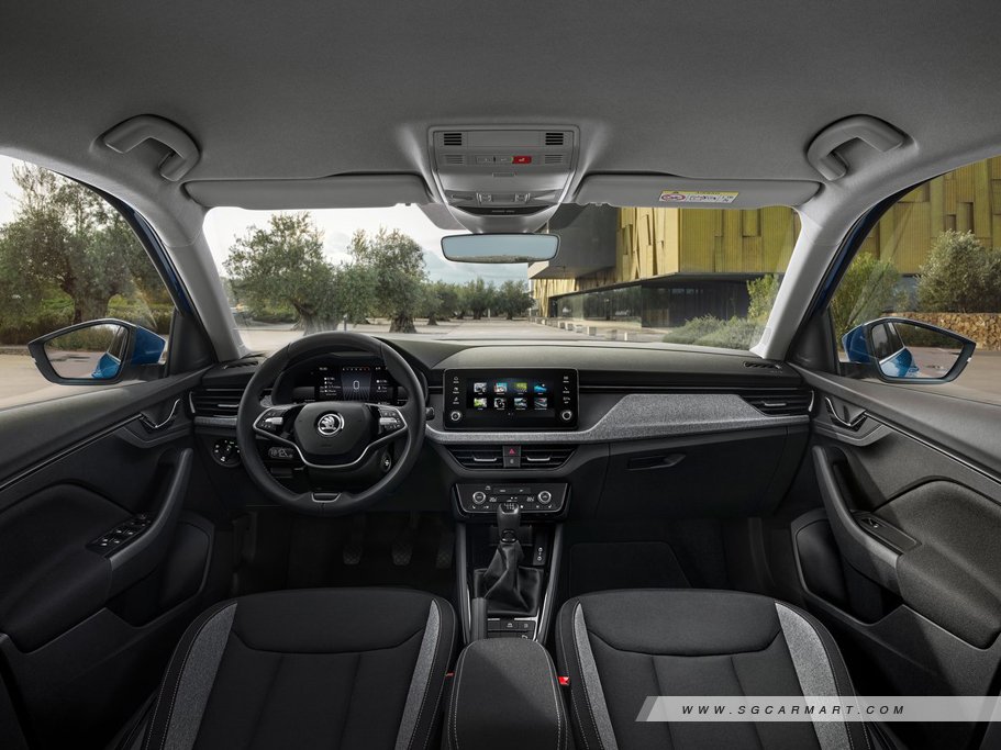 https://i.i-sgcm.com/new_cars/cars/12700/12700_g93