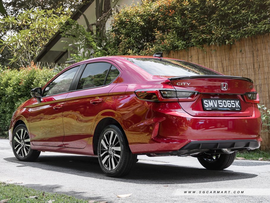 https://i.i-sgcm.com/new_cars/cars/12701/12701_g15
