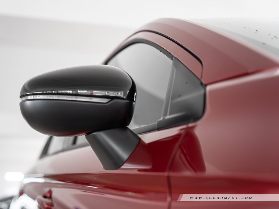 https://i.i-sgcm.com/new_cars/cars/12701/12701_g22
