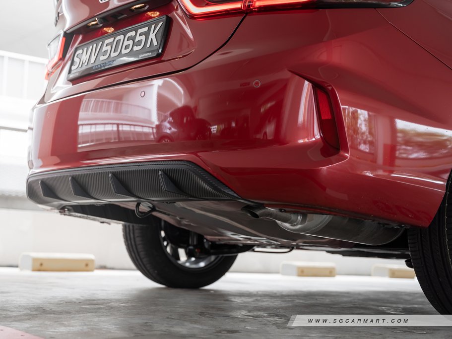 https://i.i-sgcm.com/new_cars/cars/12701/12701_g27