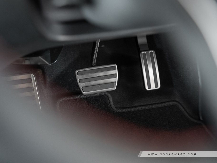 https://i.i-sgcm.com/new_cars/cars/12701/12701_g36