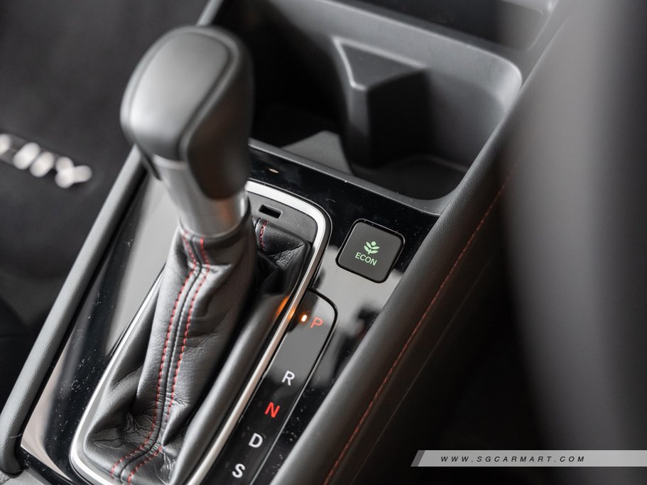 https://i.i-sgcm.com/new_cars/cars/12701/12701_g44