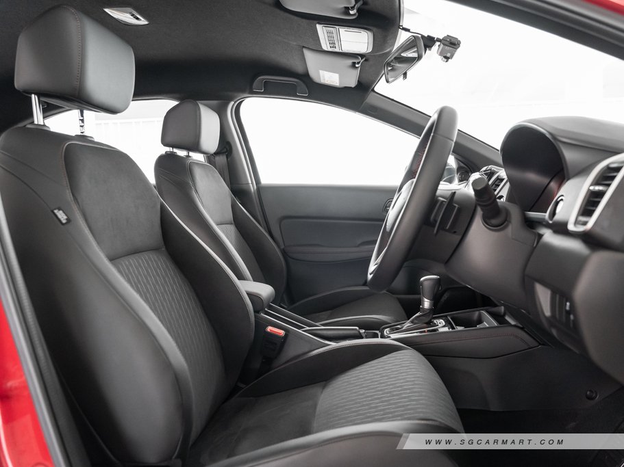 https://i.i-sgcm.com/new_cars/cars/12701/12701_g49