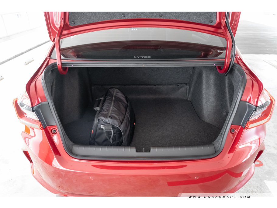 https://i.i-sgcm.com/new_cars/cars/12701/12701_g53