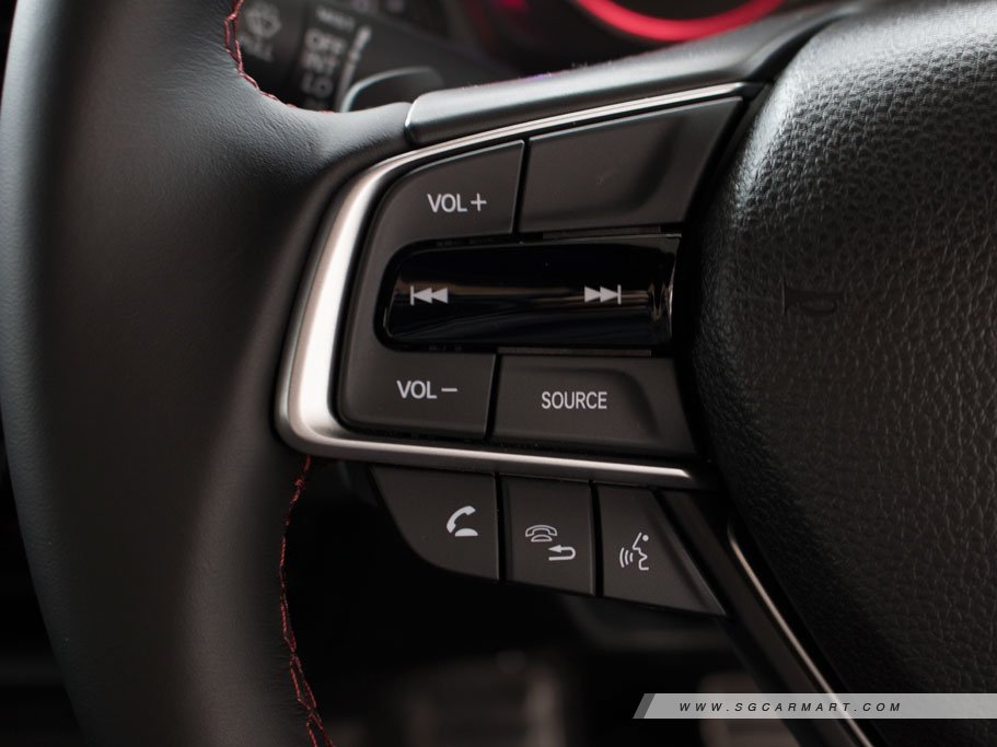 https://i.i-sgcm.com/new_cars/cars/12701/12701_g74