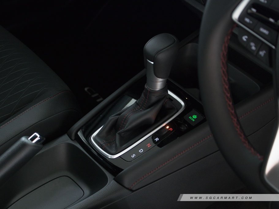 https://i.i-sgcm.com/new_cars/cars/12701/12701_g79