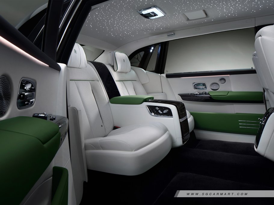 https://i.i-sgcm.com/new_cars/cars/12703/12703_g55