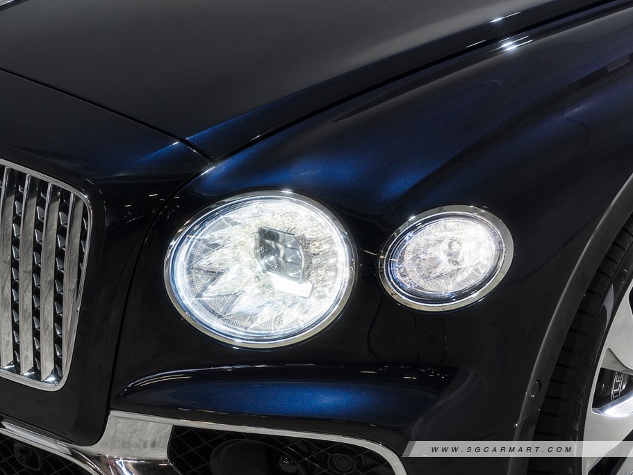 https://i.i-sgcm.com/new_cars/cars/12704/12704_g12
