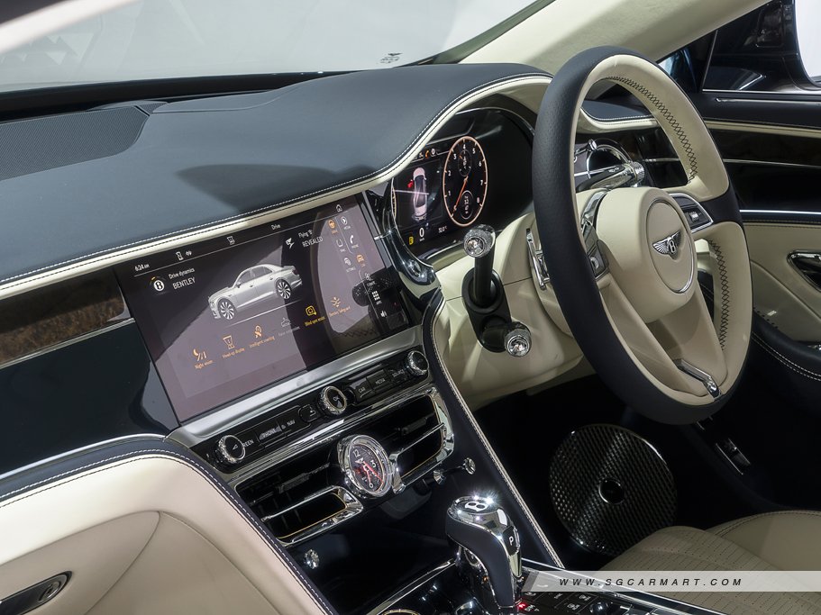 https://i.i-sgcm.com/new_cars/cars/12704/12704_g23