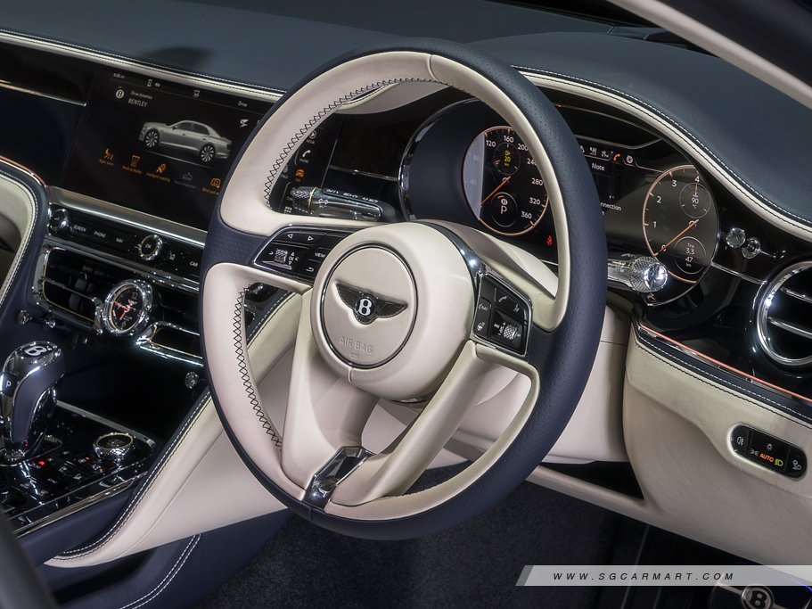 https://i.i-sgcm.com/new_cars/cars/12704/12704_g32