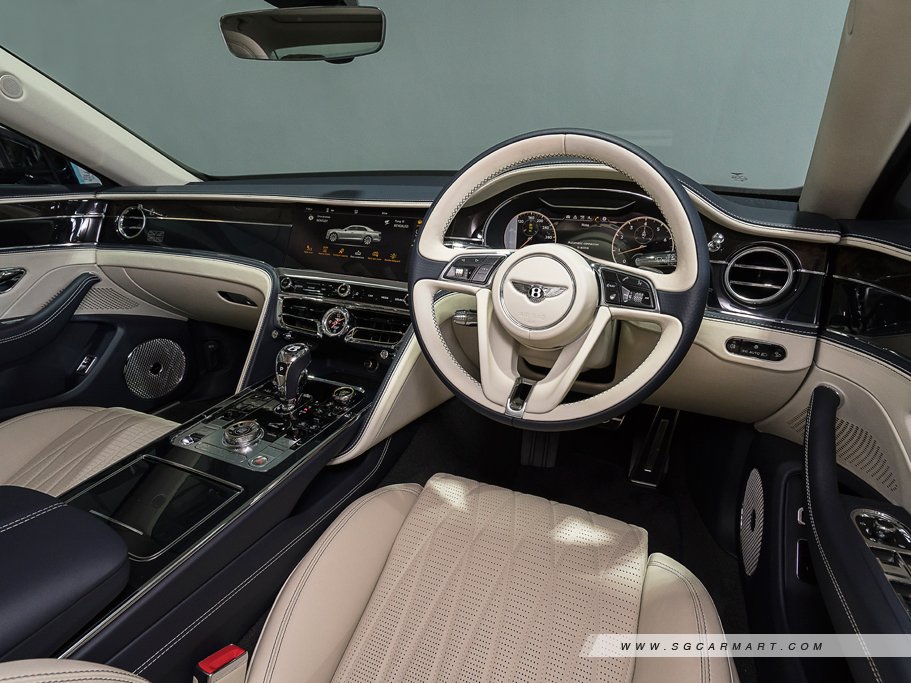 https://i.i-sgcm.com/new_cars/cars/12704/12704_g33