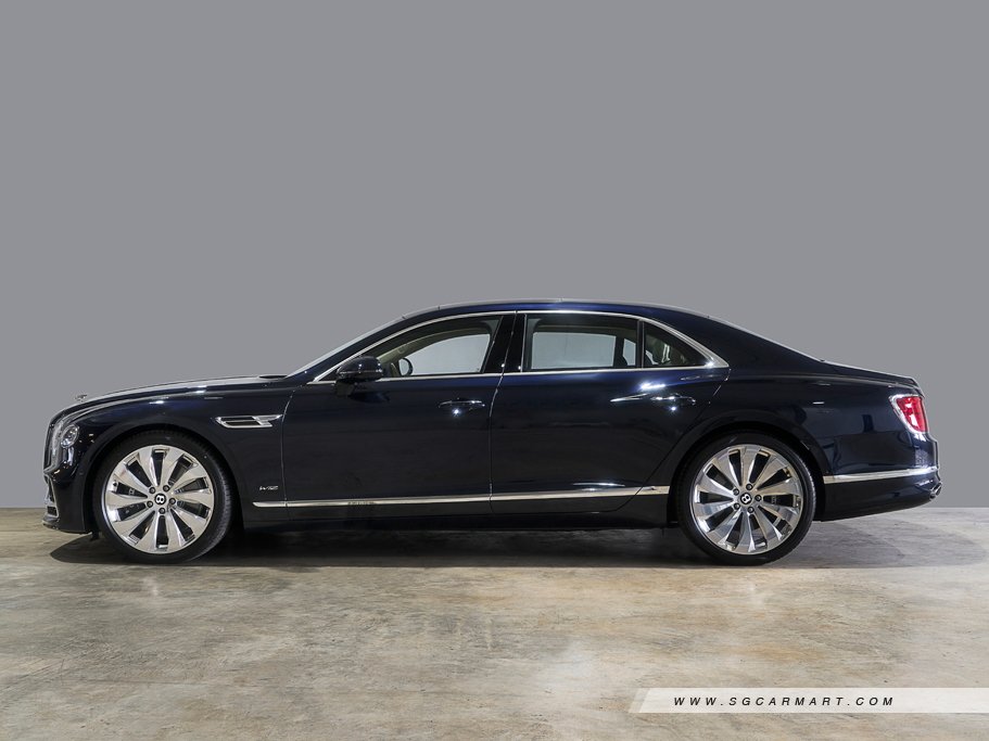 https://i.i-sgcm.com/new_cars/cars/12704/12704_g3