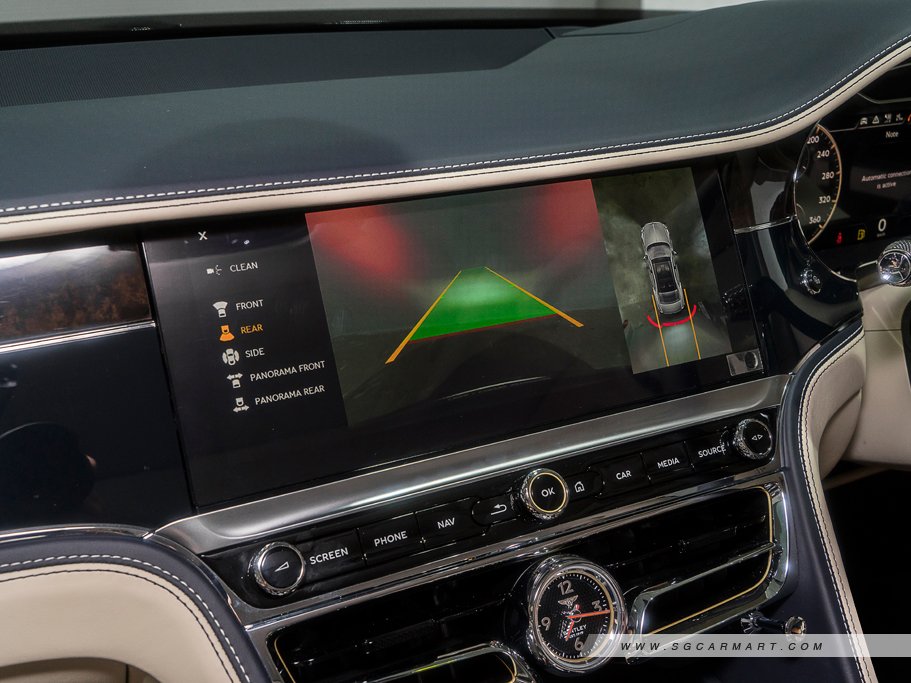 https://i.i-sgcm.com/new_cars/cars/12704/12704_g45