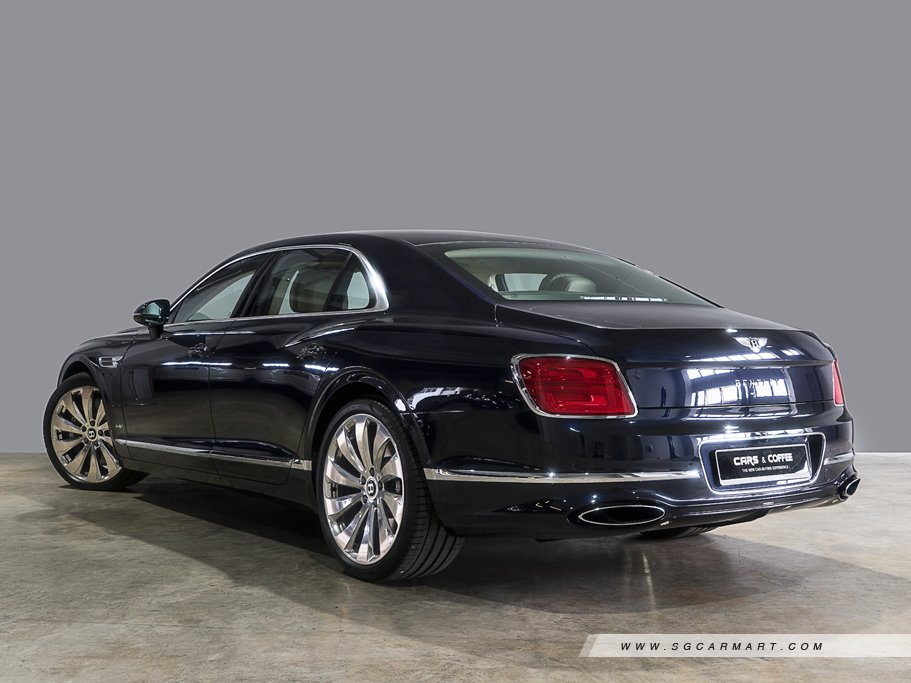 https://i.i-sgcm.com/new_cars/cars/12704/12704_g4