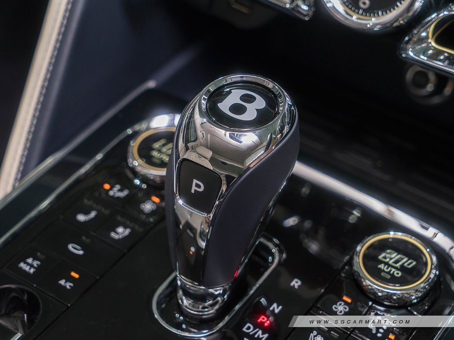 https://i.i-sgcm.com/new_cars/cars/12704/12704_g59