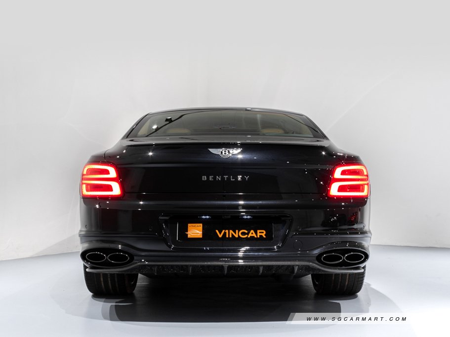 https://i.i-sgcm.com/new_cars/cars/12704/12704_g70
