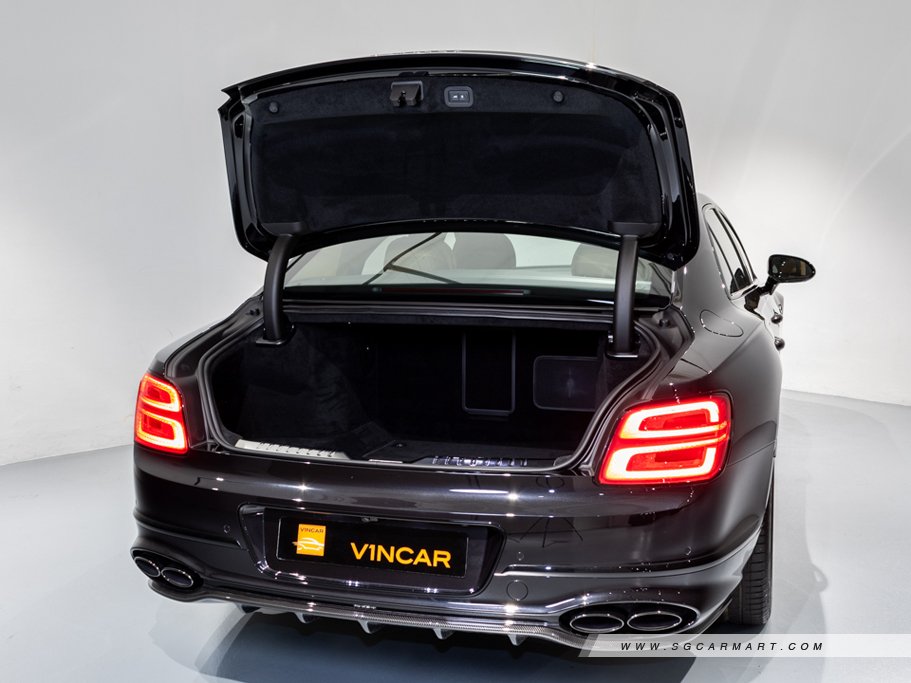 https://i.i-sgcm.com/new_cars/cars/12704/12704_g71