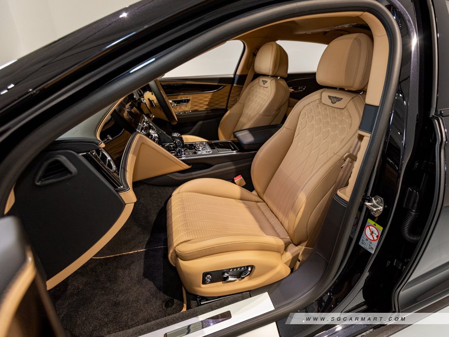 https://i.i-sgcm.com/new_cars/cars/12704/12704_g78