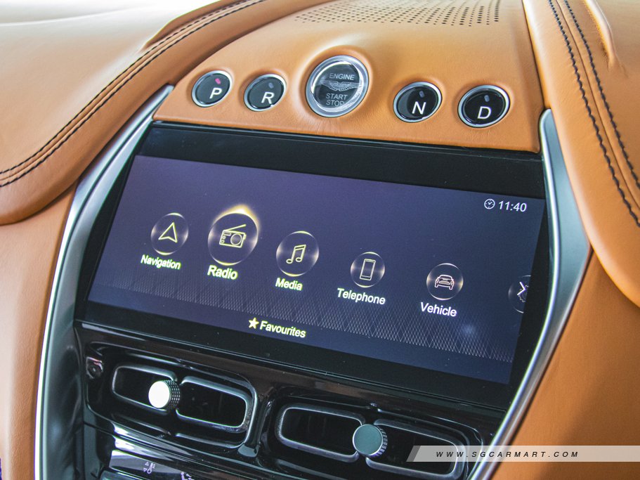 https://i.i-sgcm.com/new_cars/cars/12708/12708_g44