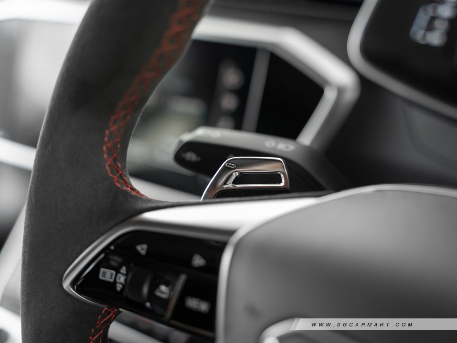 https://i.i-sgcm.com/new_cars/cars/12709/12709_g44