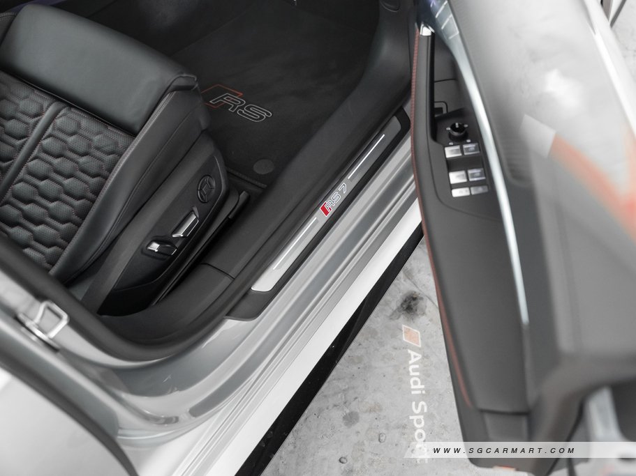 https://i.i-sgcm.com/new_cars/cars/12709/12709_g72