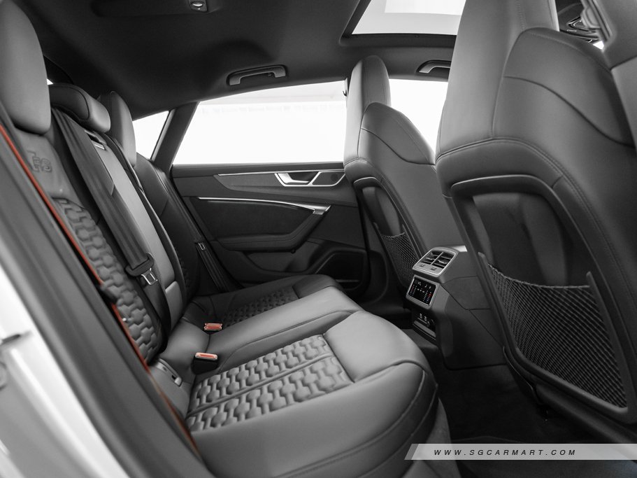 https://i.i-sgcm.com/new_cars/cars/12709/12709_g78