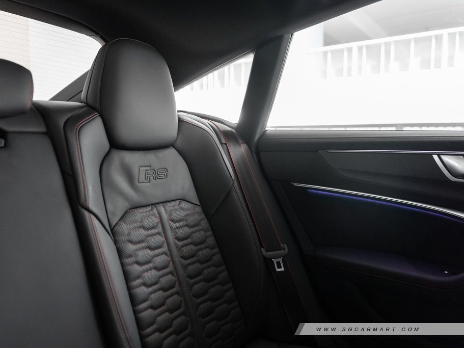 https://i.i-sgcm.com/new_cars/cars/12709/12709_g79