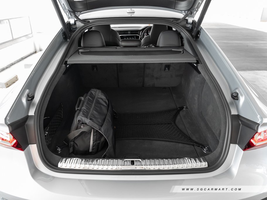https://i.i-sgcm.com/new_cars/cars/12709/12709_g82