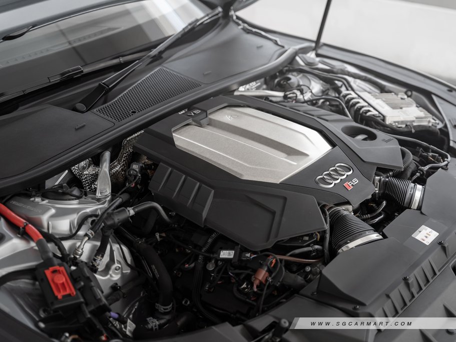 https://i.i-sgcm.com/new_cars/cars/12709/12709_g83