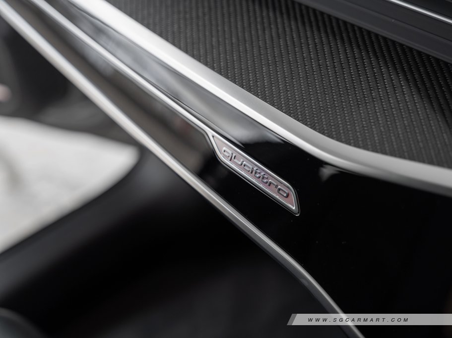 https://i.i-sgcm.com/new_cars/cars/12710/12710_g81