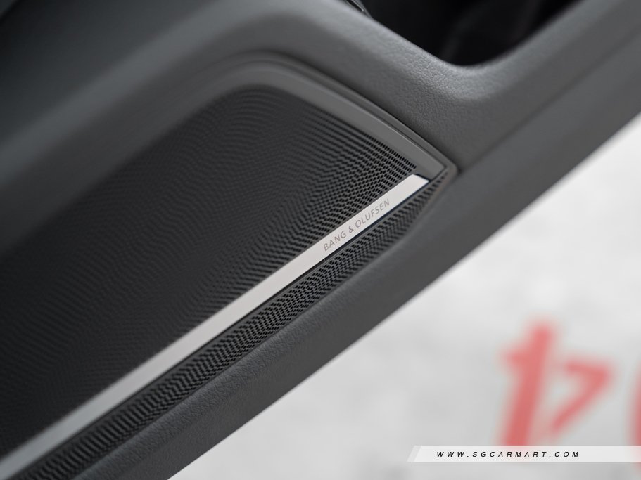 https://i.i-sgcm.com/new_cars/cars/12710/12710_g87